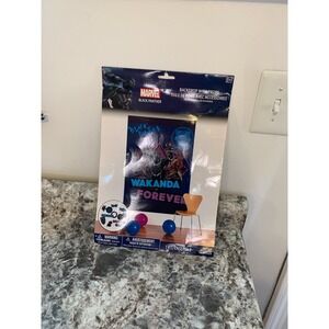 Marvel Black Panther‎ backdrops with Props